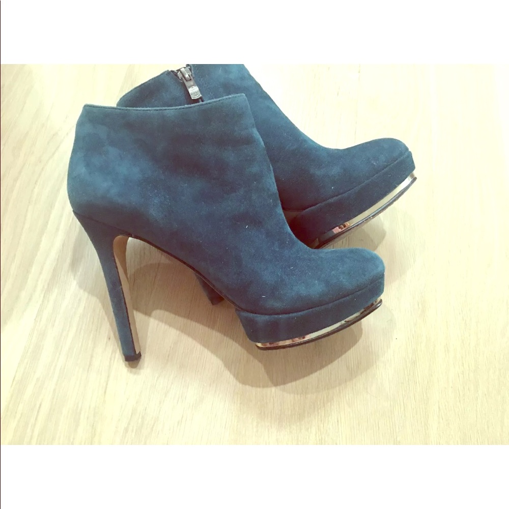 Vince Camuto Suede ankle boots